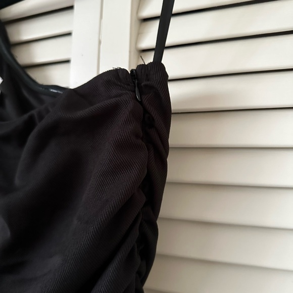 Hello Molly Vlogger Mini One Shoulder Dress size Medium - Picture 7 of 8